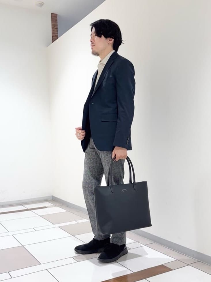 及川さんの「TAKEO KIKUCHI｜【抗菌防臭】COOL DOTS（R）ドビープリント ジャケット」を使ったコーディネート