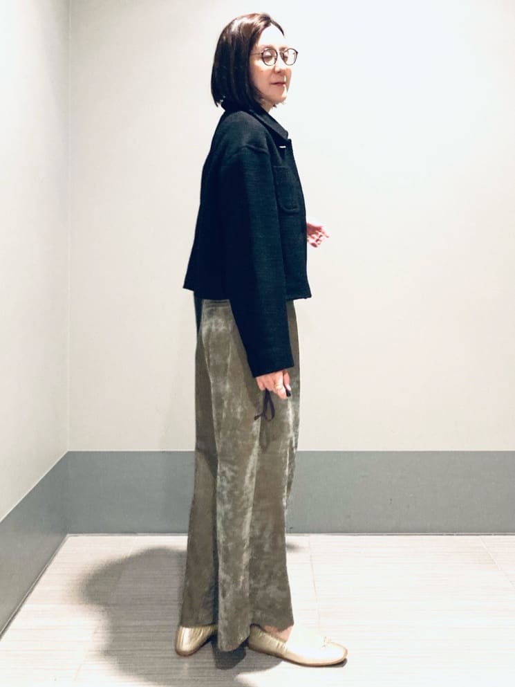 Furuさんの「DRESSTERIOR｜ソフト別珍イージーパンツ」を使ったコーディネート