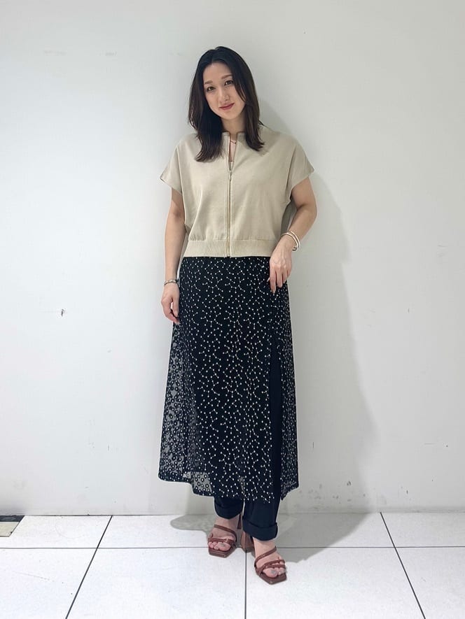そんさんの「INDIVI｜【トレンド感◎】レイヤード レーススカート」を使ったコーディネート