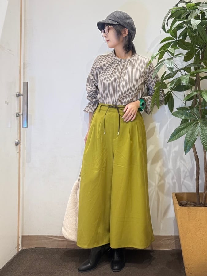 misakiさんの「SHOO･LA･RUE｜【S-LL】キャンディースリーブが女性らしい マルチストライプブラウス」を使ったコーディネート