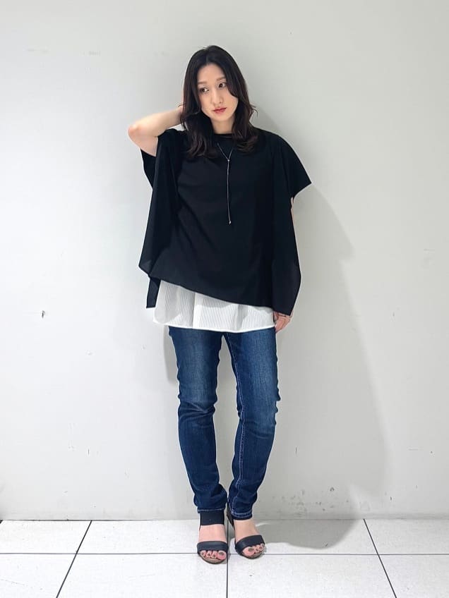 そんさんの「INDIVI｜【体型カバー】スクエアブラウス」を使ったコーディネート