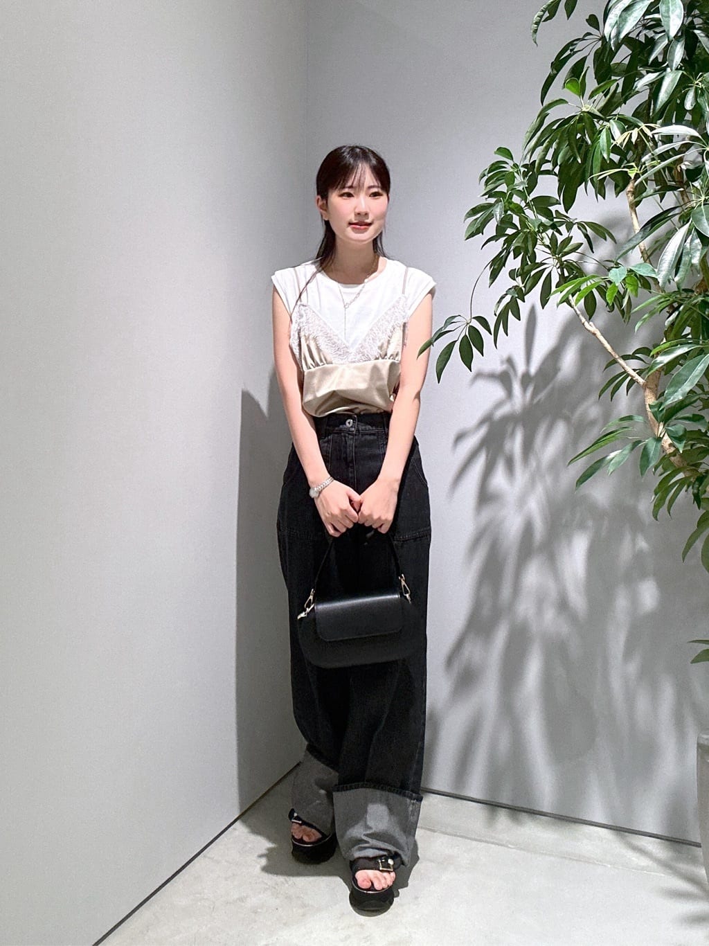 Renoさんの「INDIVI｜キャミセットカットソー」を使ったコーディネート