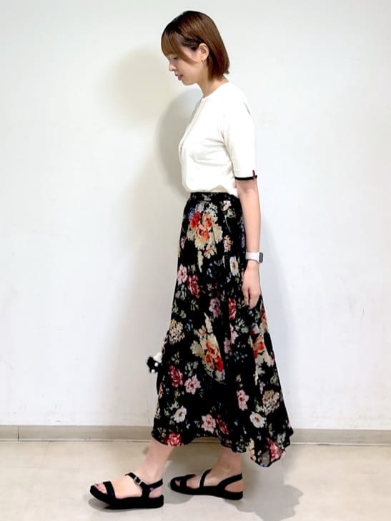 yukaさんの「UNTITLED｜【アンサンブル可/薄手/洗える】5分袖クルーニット」を使ったコーディネート