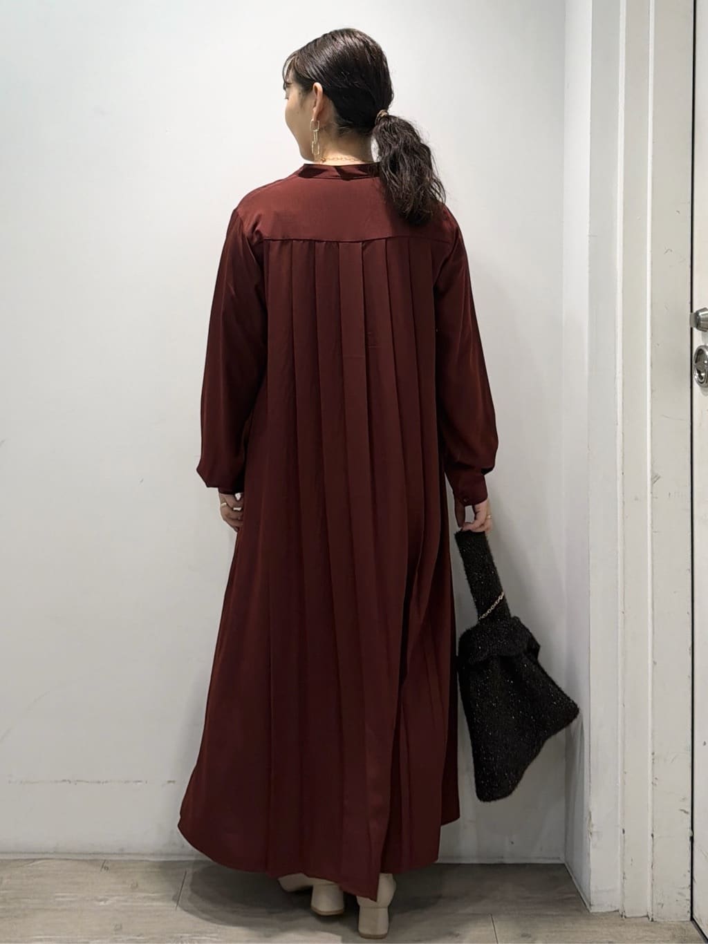sumicaさんの「OPAQUE.CLIP｜バックプリーツワンピース【洗濯機OK】」を使ったコーディネート