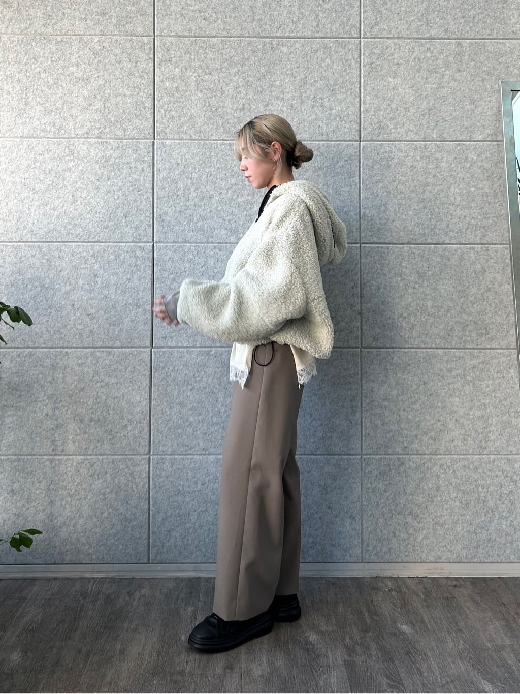 honoka Aさんの「CODE A｜boa hoodie blouson」を使ったコーディネート