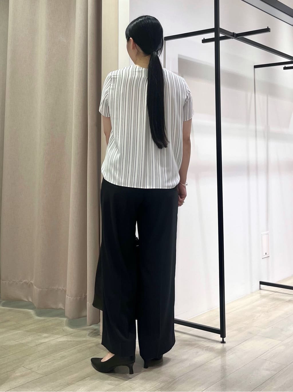 hasuさんの「INDIVI｜【軽く羽織れる！】ダブルジャケット」を使ったコーディネート