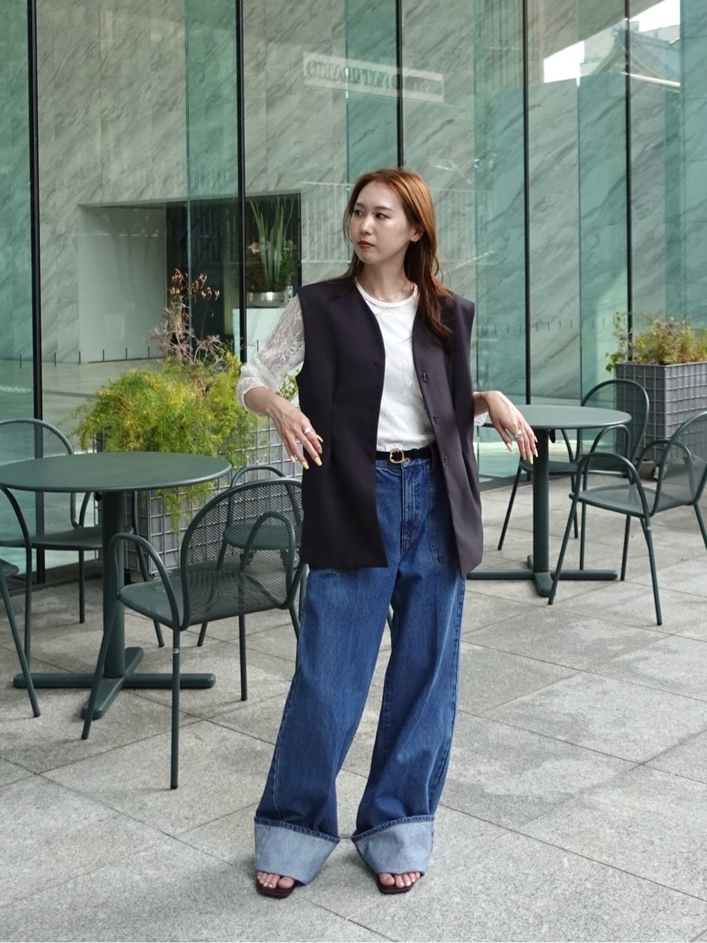 mitsukiさんの「INDIVI｜レースストレッチカットソー」を使ったコーディネート