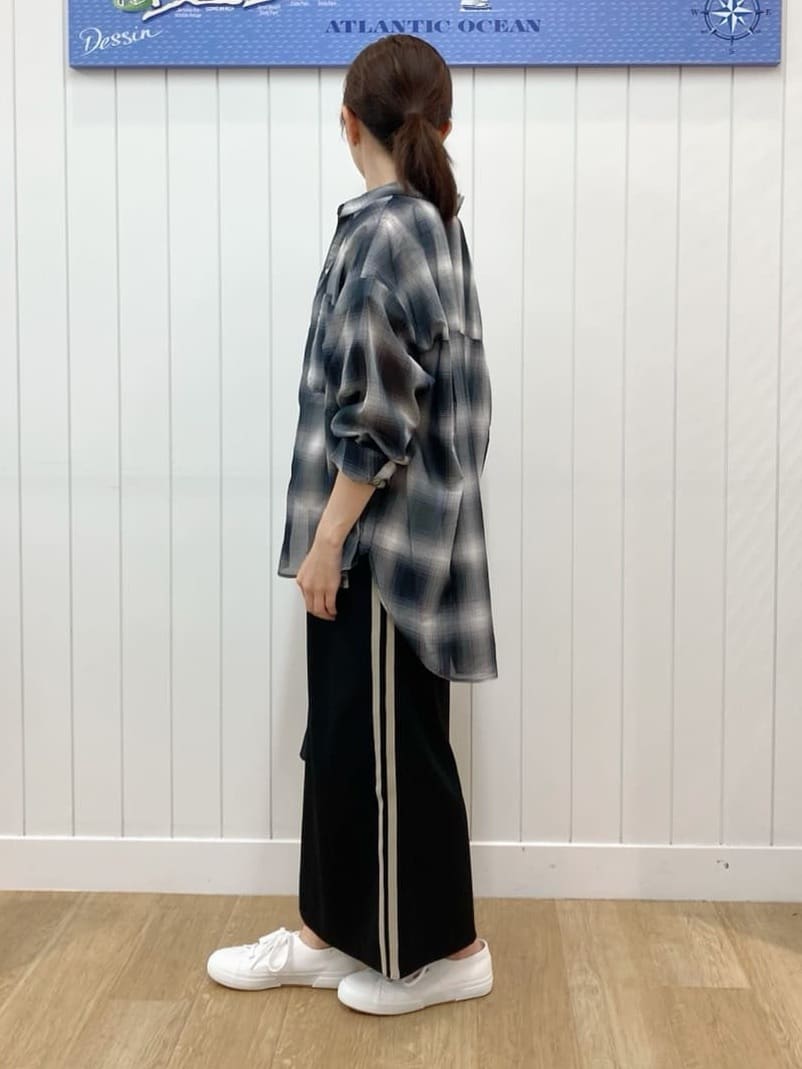 yoshiさんの「Dessin｜【洗える】シアーオンブレーチェックシャツ」を使ったコーディネート