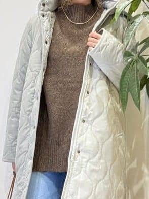 misakiさんの「SHOO･LA･RUE｜【撥水/フード取り外し可】冬に嬉しいこだわり満載 ひょうたん柄キルトコート」を使ったコーディネート