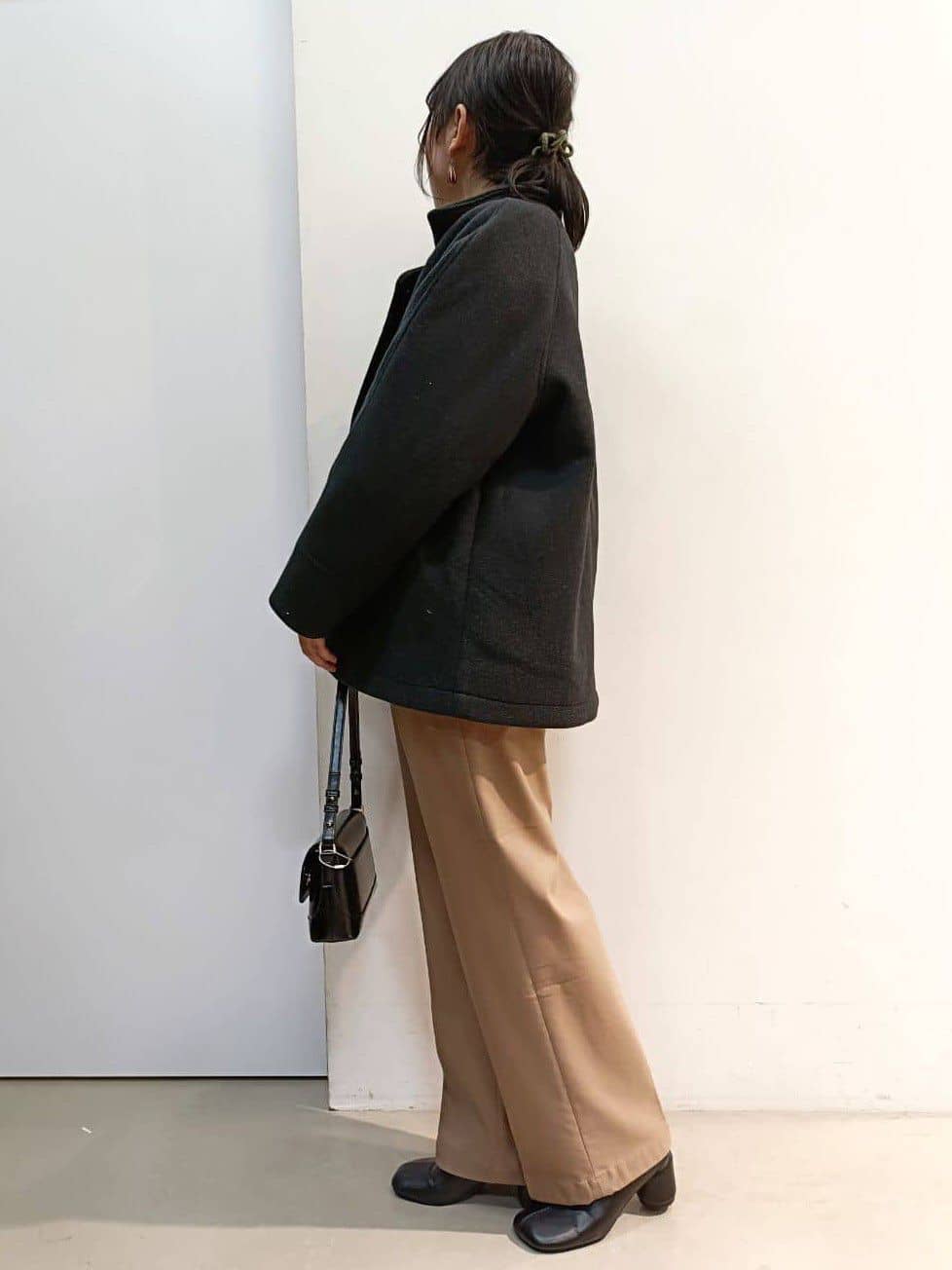 あんさんの「THE SHOP TK｜【洗える】上品にきらめく フェザーラメニット」を使ったコーディネート