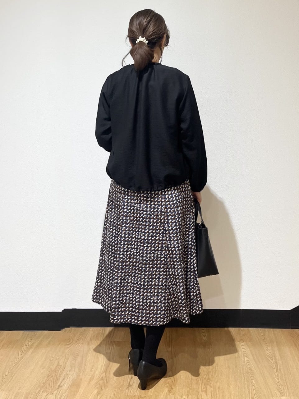 ayaさんの「Reflect｜【ニットスタイルが華やかに◎】チドリ風プリントフレアスカート」を使ったコーディネート