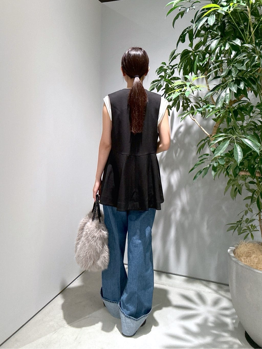 Renoさんの「INDIVI｜キャミセットカットソー」を使ったコーディネート