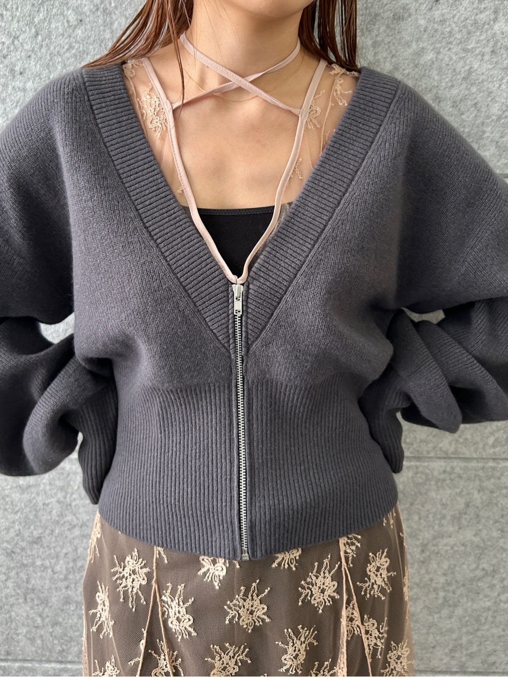 harunaさんの「CODE A｜zip form cardigan」を使ったコーディネート