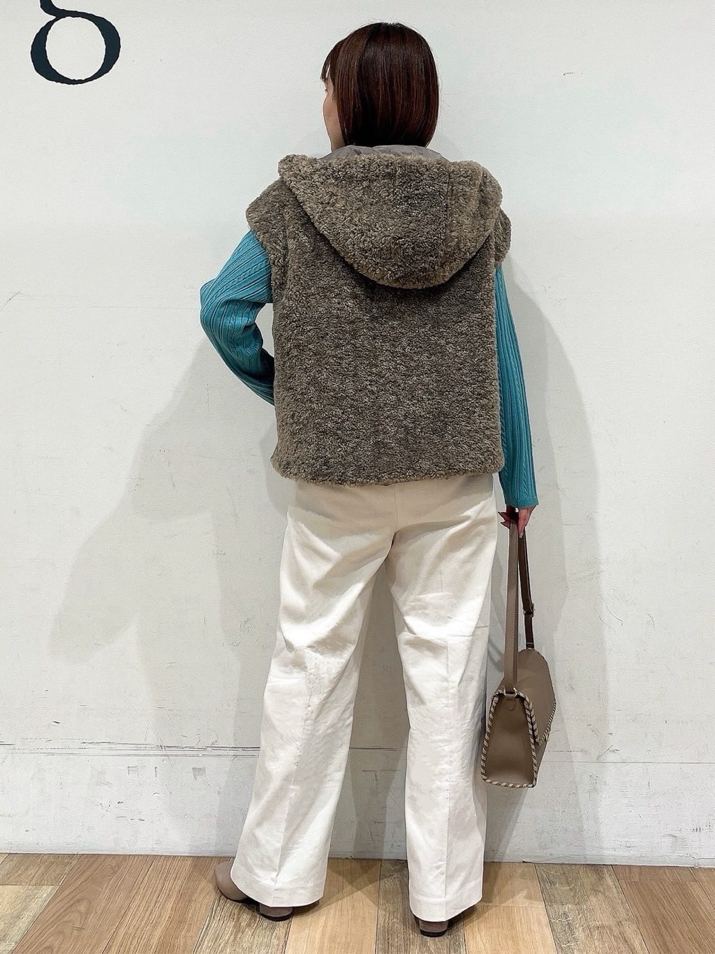 山さんさんの「grove｜【毛玉軽減／洗える】クロップドミニケーブルニット」を使ったコーディネート