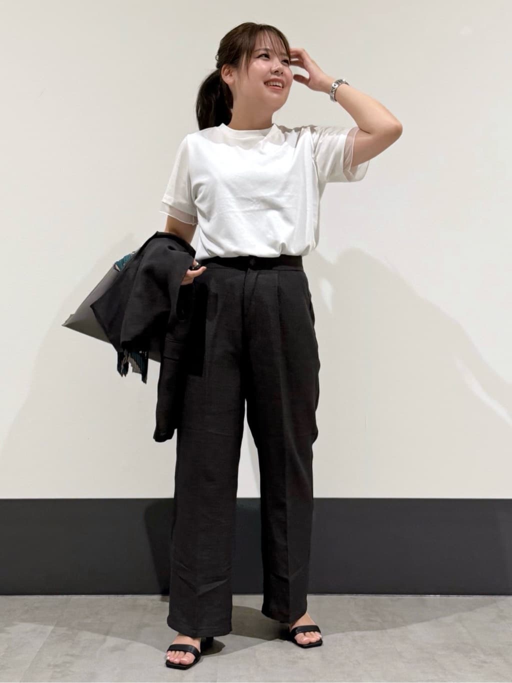 macchaさんの「THE SHOP TK｜【スッキリ決まる】パナマメッシュジレ/洗える/セットアップ可」を使ったコーディネート
