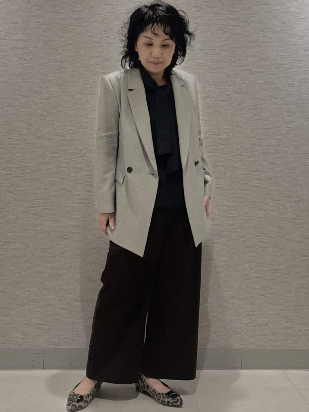 KOJIMAさんの「Reflect｜【すっきりシルエット】ワイドクロップドパンツ」を使ったコーディネート