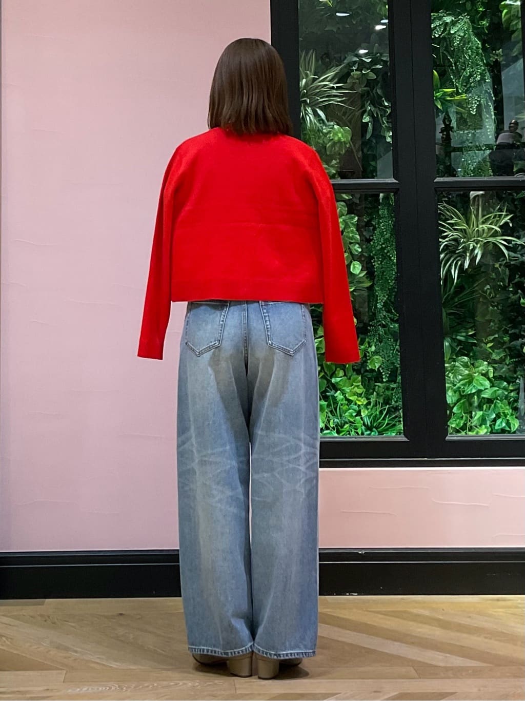 maruさんの「DRESSTERIOR｜◆コンパクトフェイクファーバッグ」を使ったコーディネート