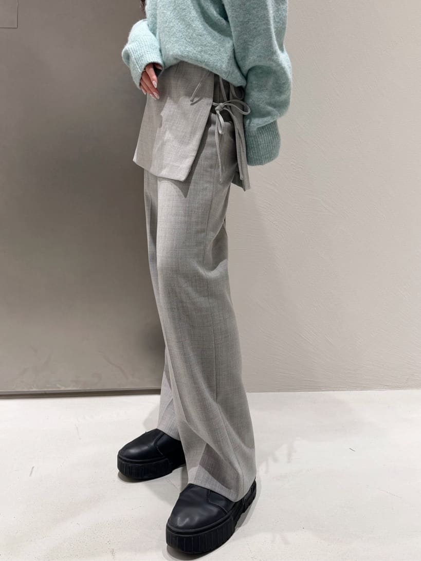 kanamiさんの「CODE A｜M cloudy over V pullover」を使ったコーディネート