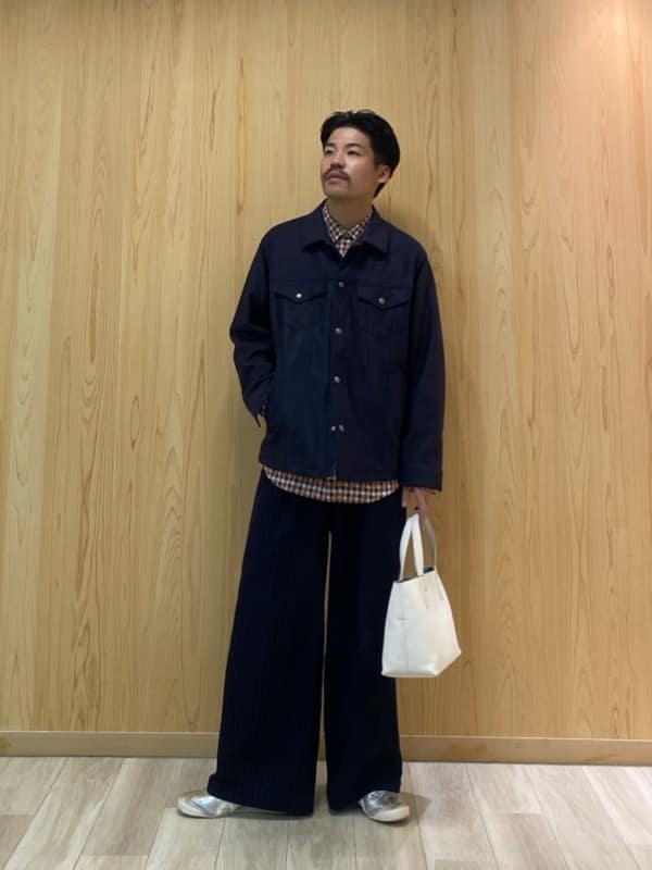 石井友也さんの「TAKEO KIKUCHI｜マルチギンガムチェック シャツ」を使ったコーディネート