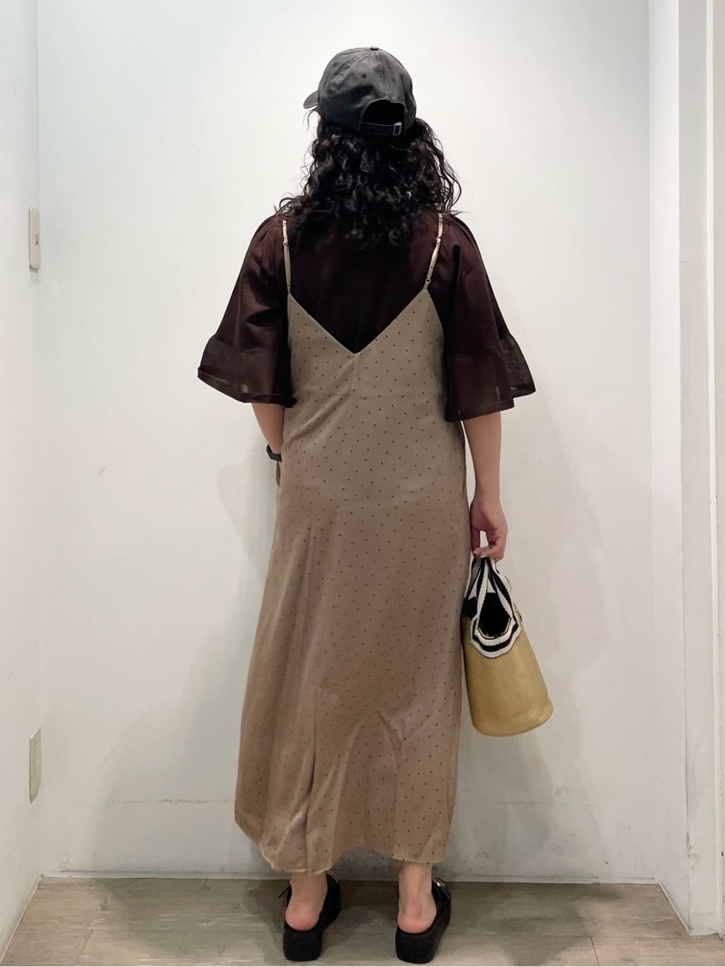 sumicaさんの「OPAQUE.CLIP｜《5色展開》シアーフレアスリーブニット【洗濯機洗い可】」を使ったコーディネート
