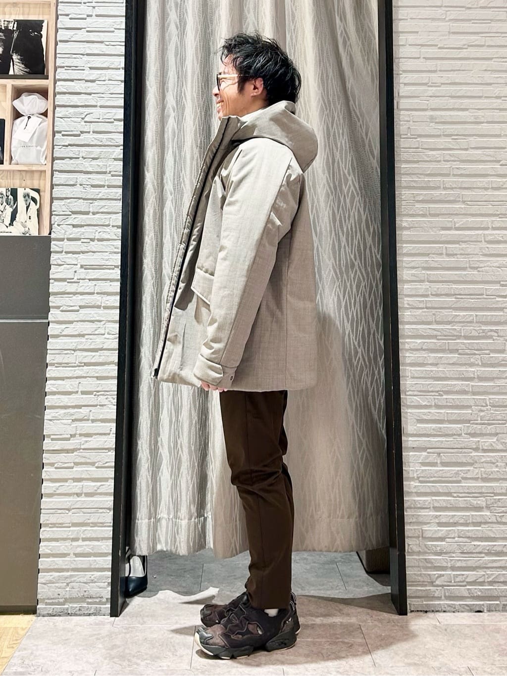 KENJI Iさんの「THE SHOP TK｜【軽くて、暖かい】SORONA／ソロナ 中綿ブルゾン 防風/軽量/洗濯機OK/フード脱着可」を使ったコーディネート