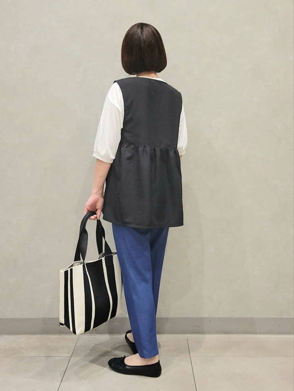 ユウさんの「SHOO･LA･RUE｜【ひんやり/S-LL】大人の五分袖プリントTシャツ」を使ったコーディネート
