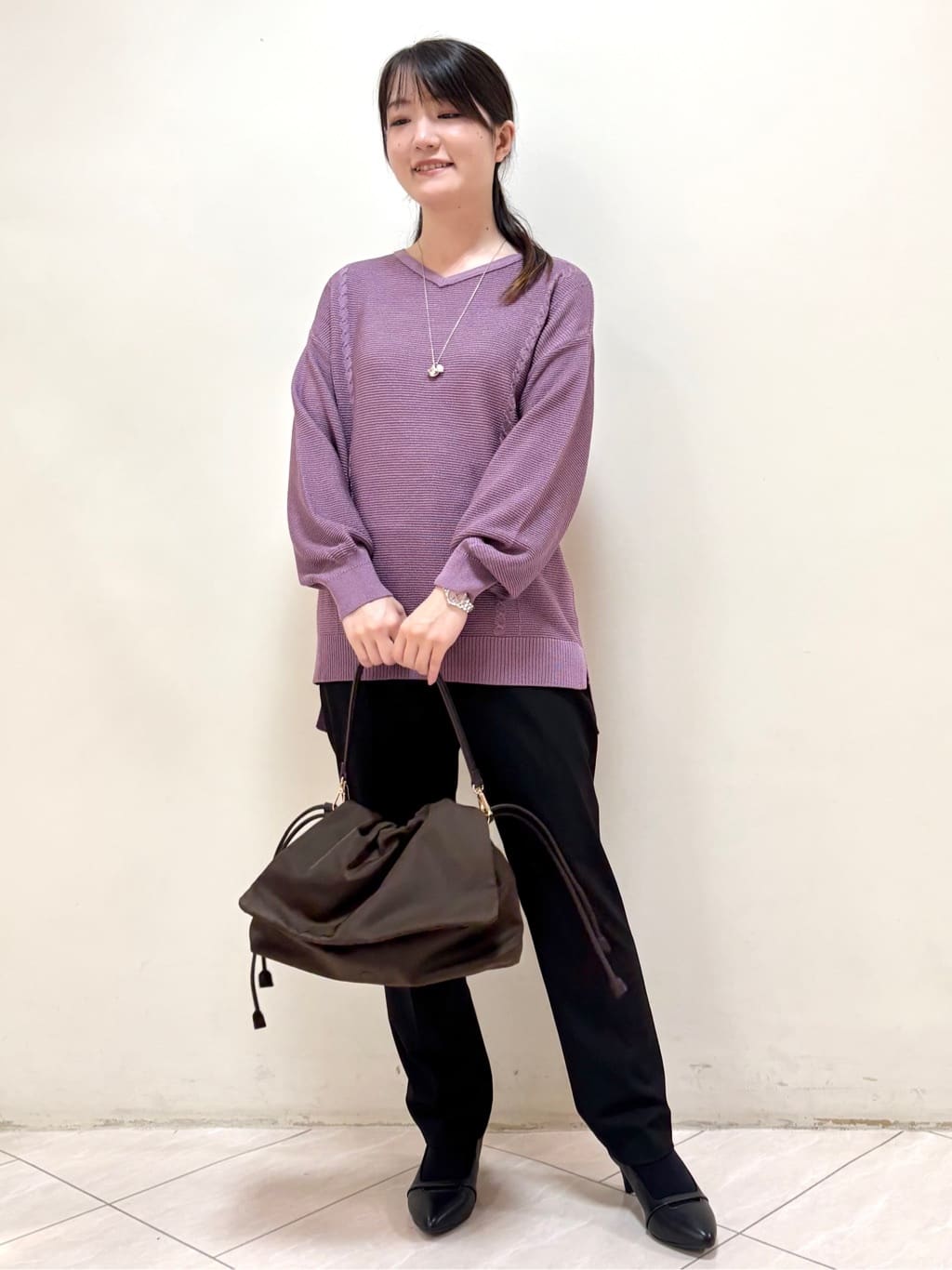mikiさんの「Reflect｜【パンツ合わせにぴったり◎】ゆったりオフボディニット」を使ったコーディネート