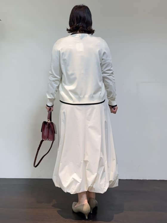 Asamiさんの「UNTITLED｜【アンサンブル可/薄手】ベーシッククルーネックカーディガン」を使ったコーディネート