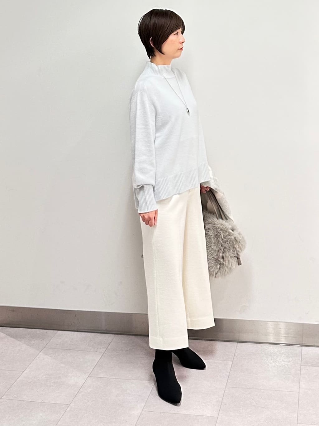 みなこさんの「UNTITLED｜【8色展開/洗える】ウールカシミヤ ハイネックニット」を使ったコーディネート