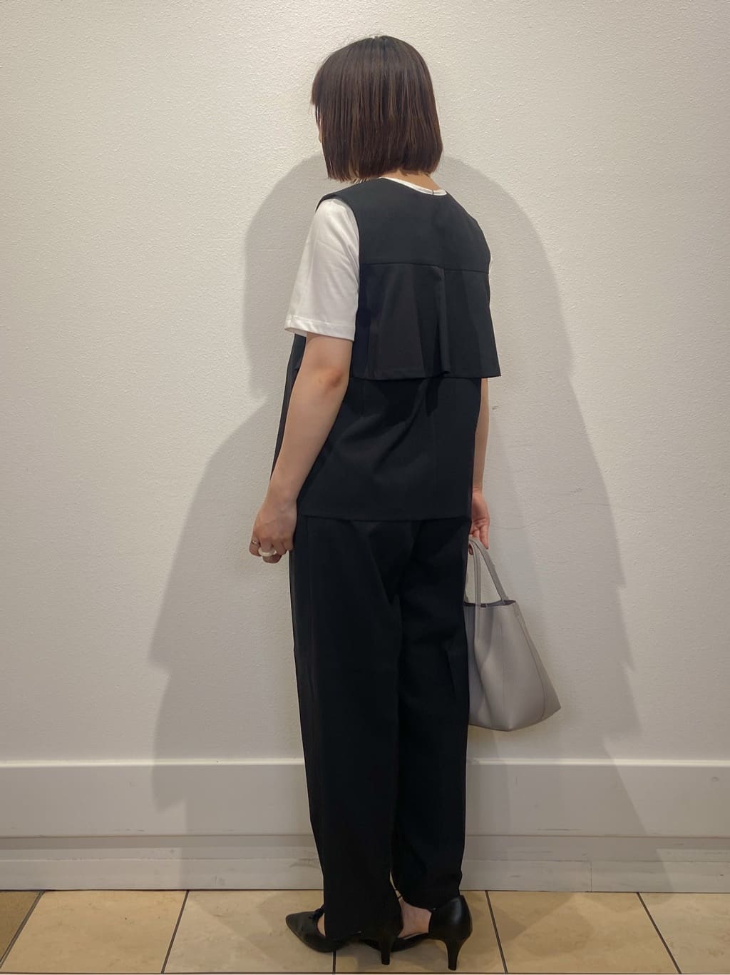 kimiさんの「index｜バックフリルデザインジレ／セットアップ可【洗濯機洗い可／接触冷感／吸水速乾／ストレッチ】」を使ったコーディネート