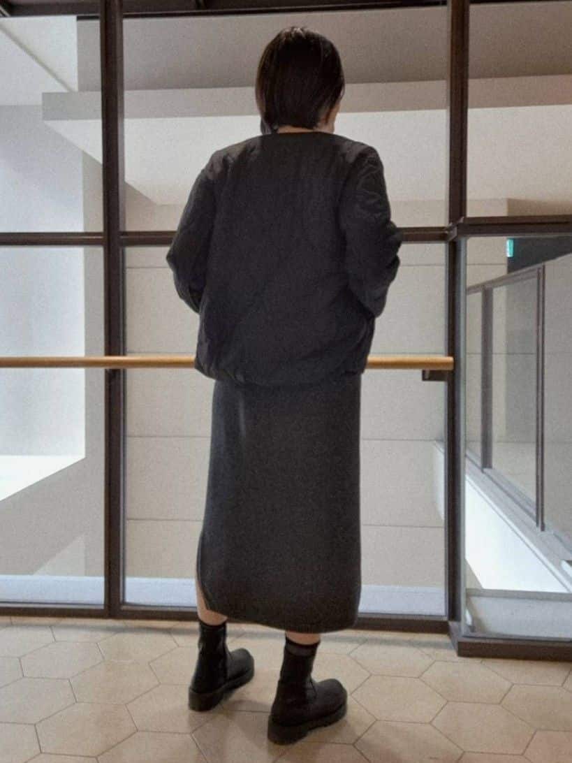 姉さんさんの「UNTITLED｜【セットアップ可/ウエストゴム】ラメニットナロースカート」を使ったコーディネート
