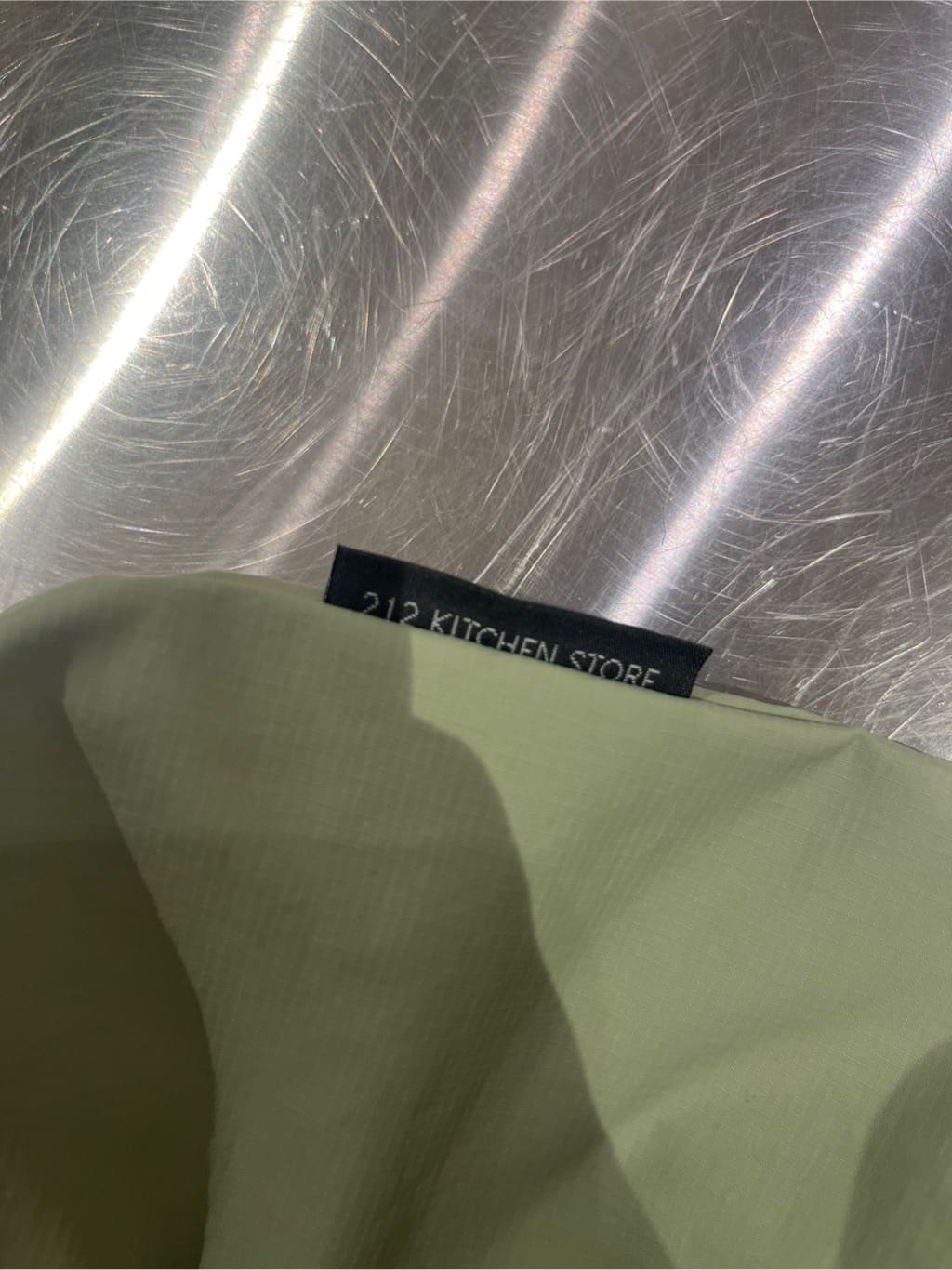 えびさんの「212 KITCHEN STORE｜横入れ巾着 GR ＜212Kオリジナル＞」を使ったコーディネート