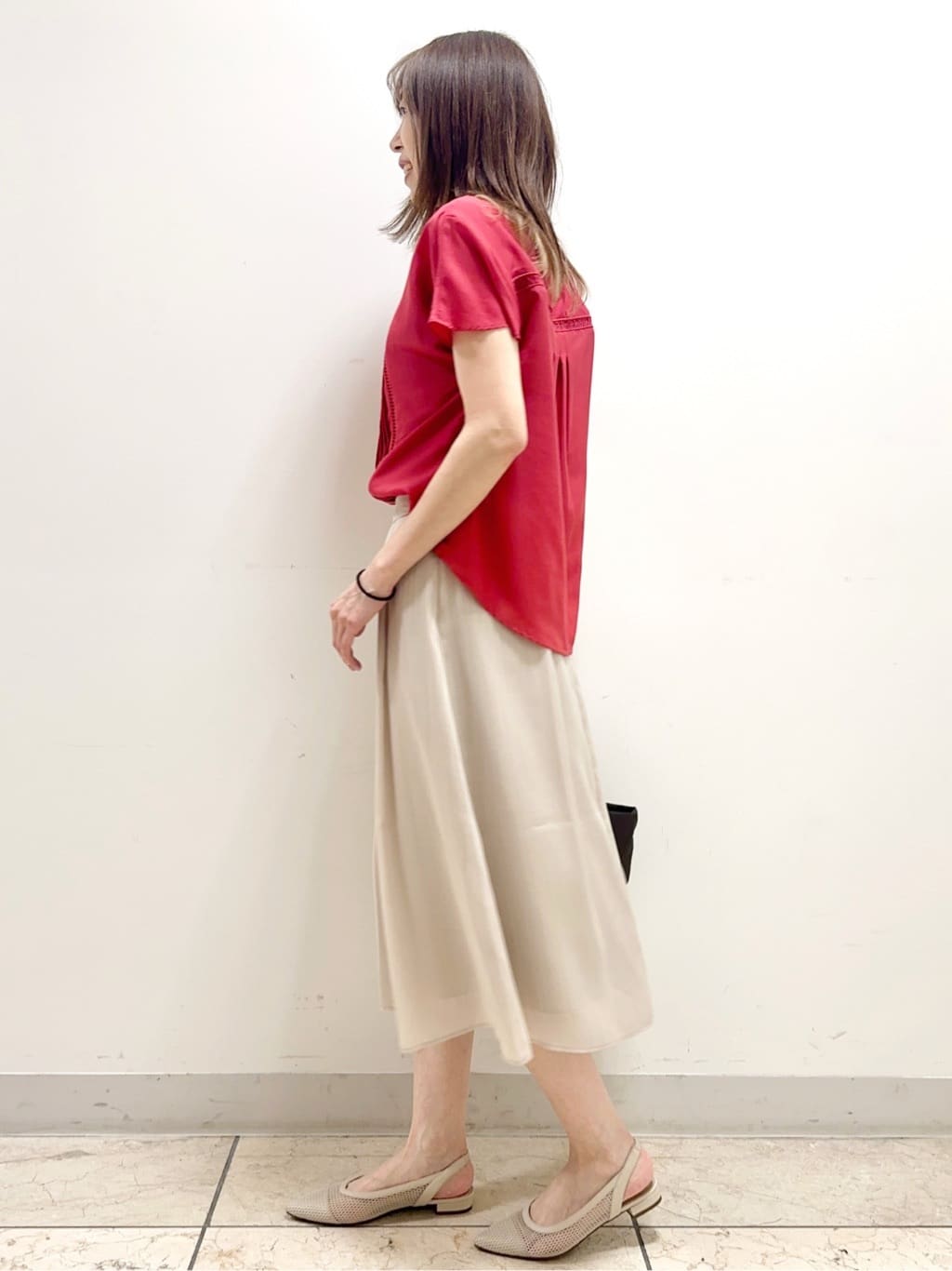 イト子さんの「Reflect｜◆【選べる7色◎／手洗い可】フロントピンタックデザインブラウス」を使ったコーディネート