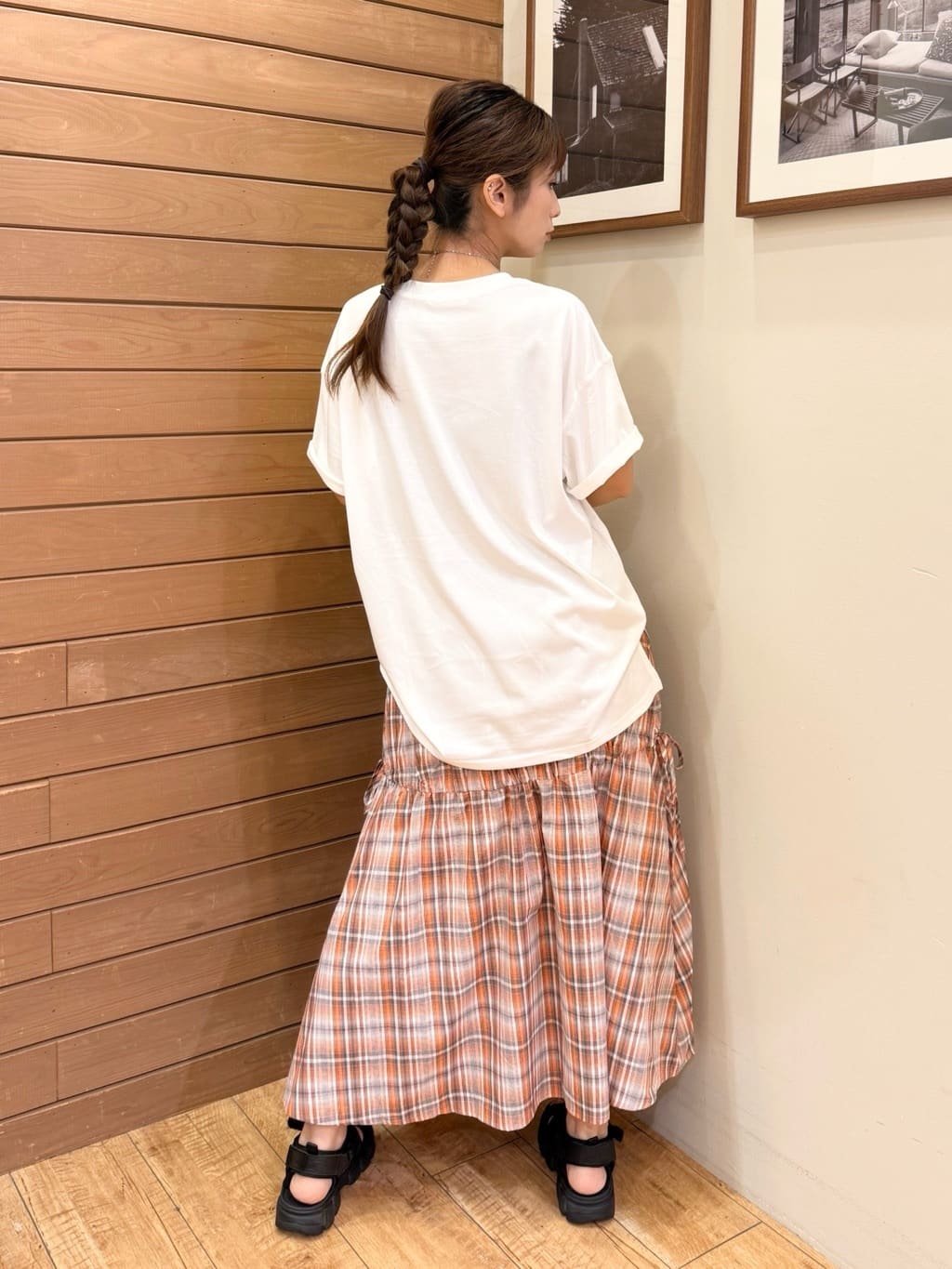 MINMINさんの「SHOO･LA･RUE｜【ひんやり/汗ジミ軽減/UVカット】プリントアソート BIG Tシャツ」を使ったコーディネート
