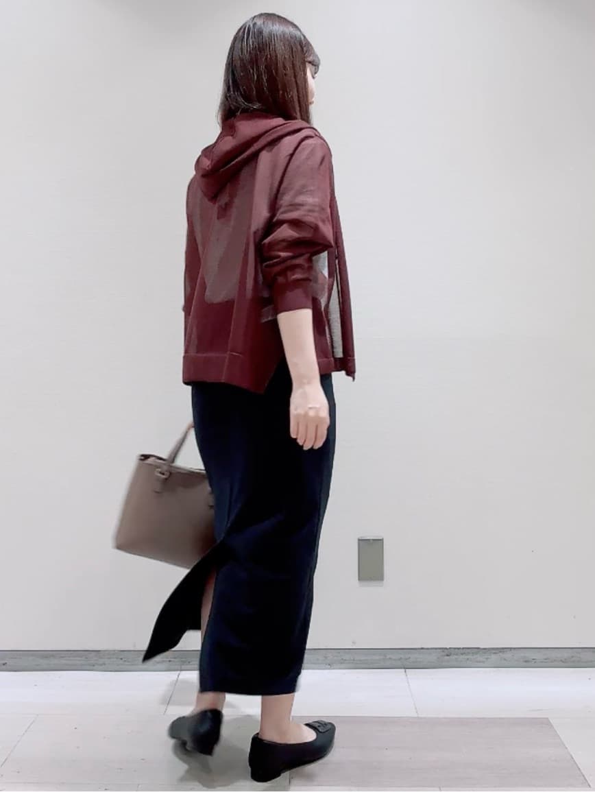 エリカさんの「Reflect｜【インナーにおすすめ◎】シアーネックデザインプルオーバー」を使ったコーディネート