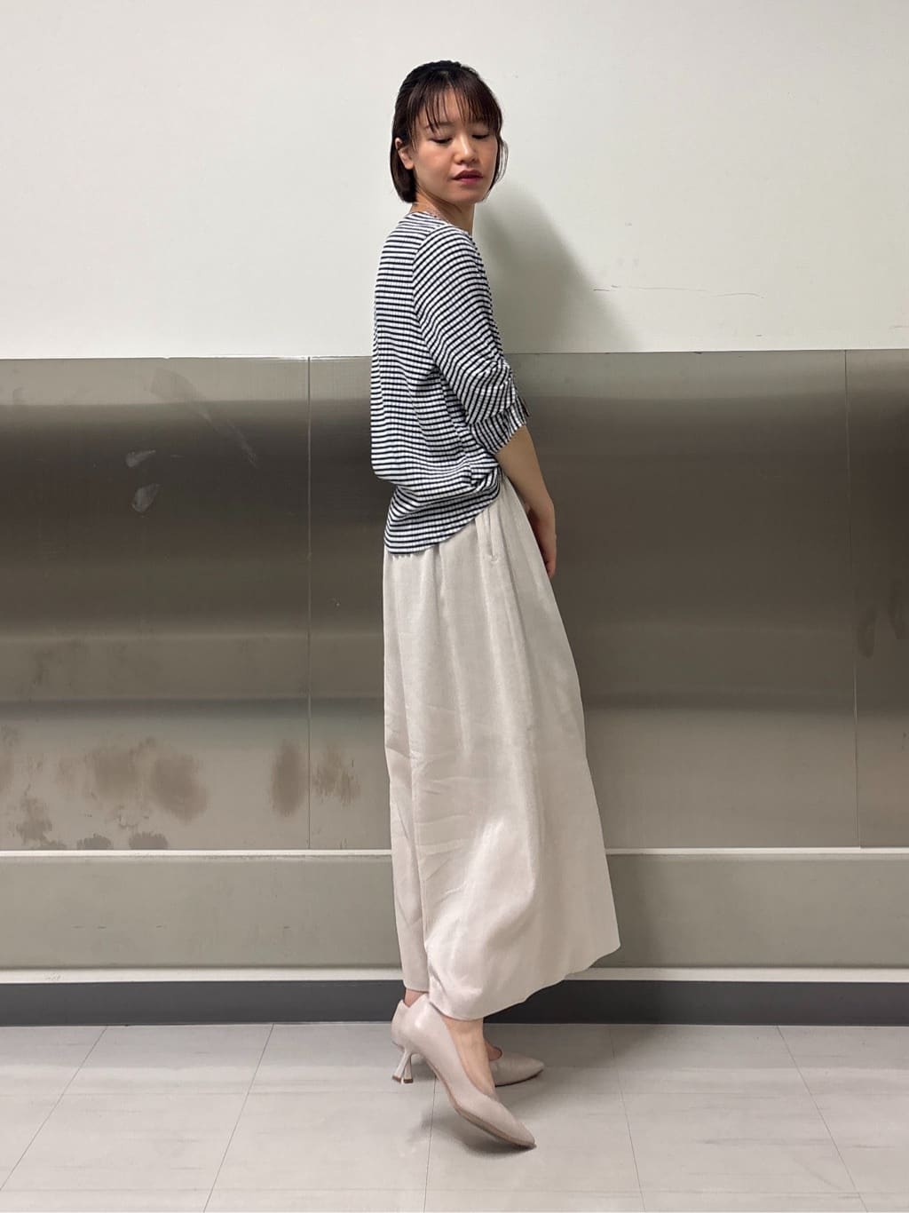 kanaeさんの「INDIVI｜【洗える／清涼感◎】ワイドフレアパンツ／スカーチョ」を使ったコーディネート