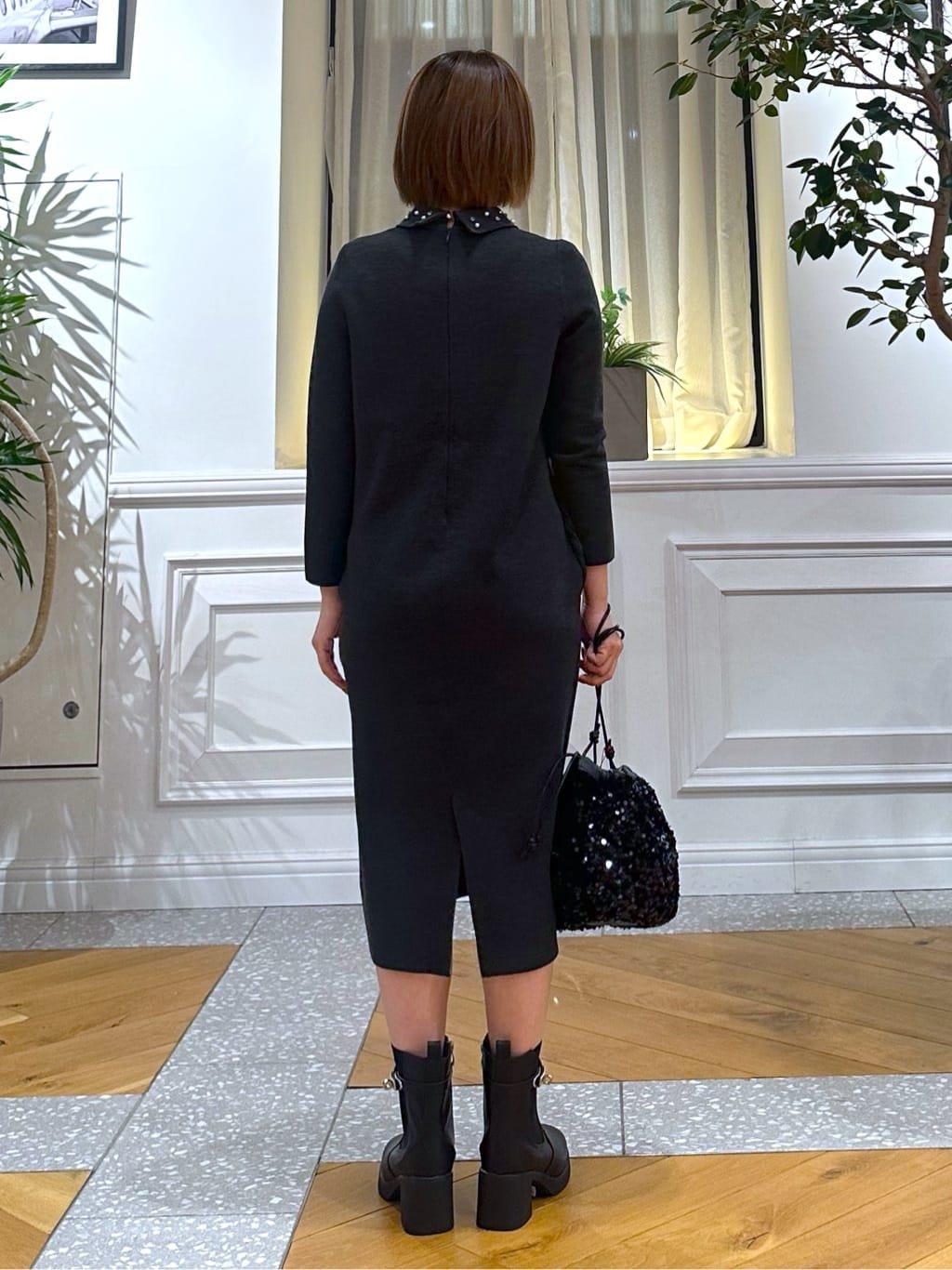なべこさんの「DRESSTERIOR｜スパンコール2WAY巾着バッグ」を使ったコーディネート