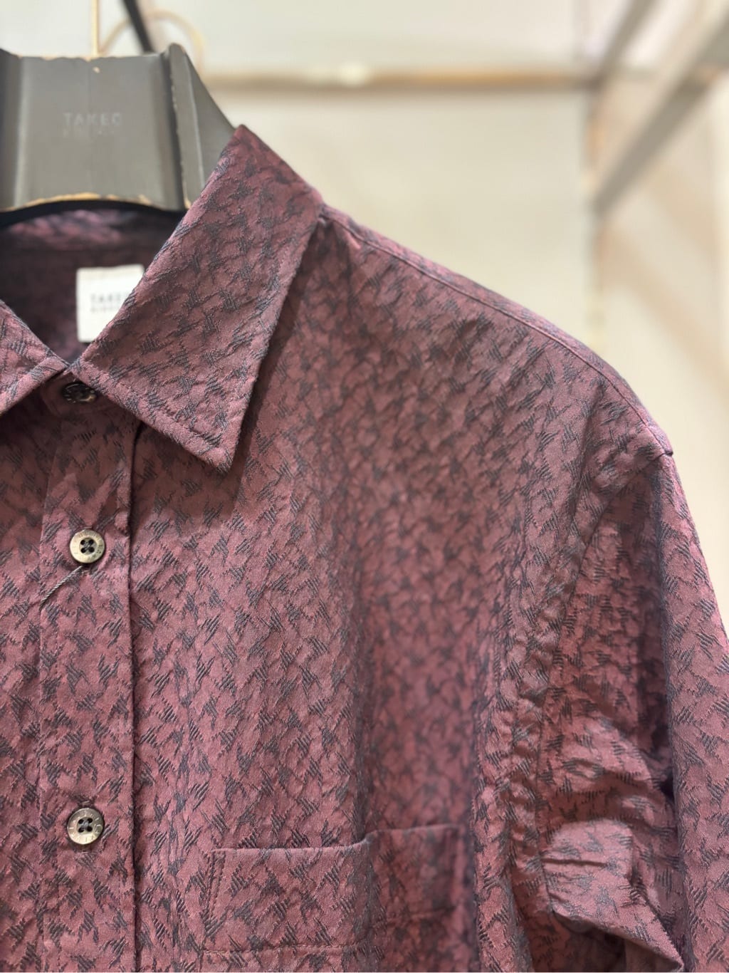 ヒナさんの「TAKEO KIKUCHI｜【Made in JAPAN】播州織 ドビー千鳥シャツ」を使ったコーディネート