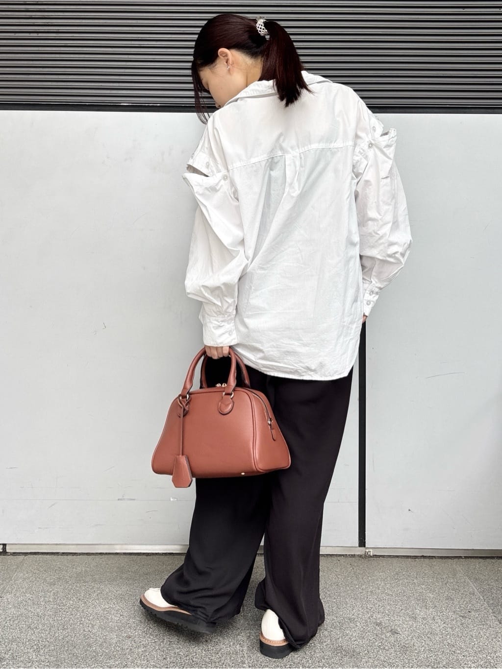 まっきーさんの「ESPERANZA｜シボフェイクレザー2WAYボストンバッグ」を使ったコーディネート