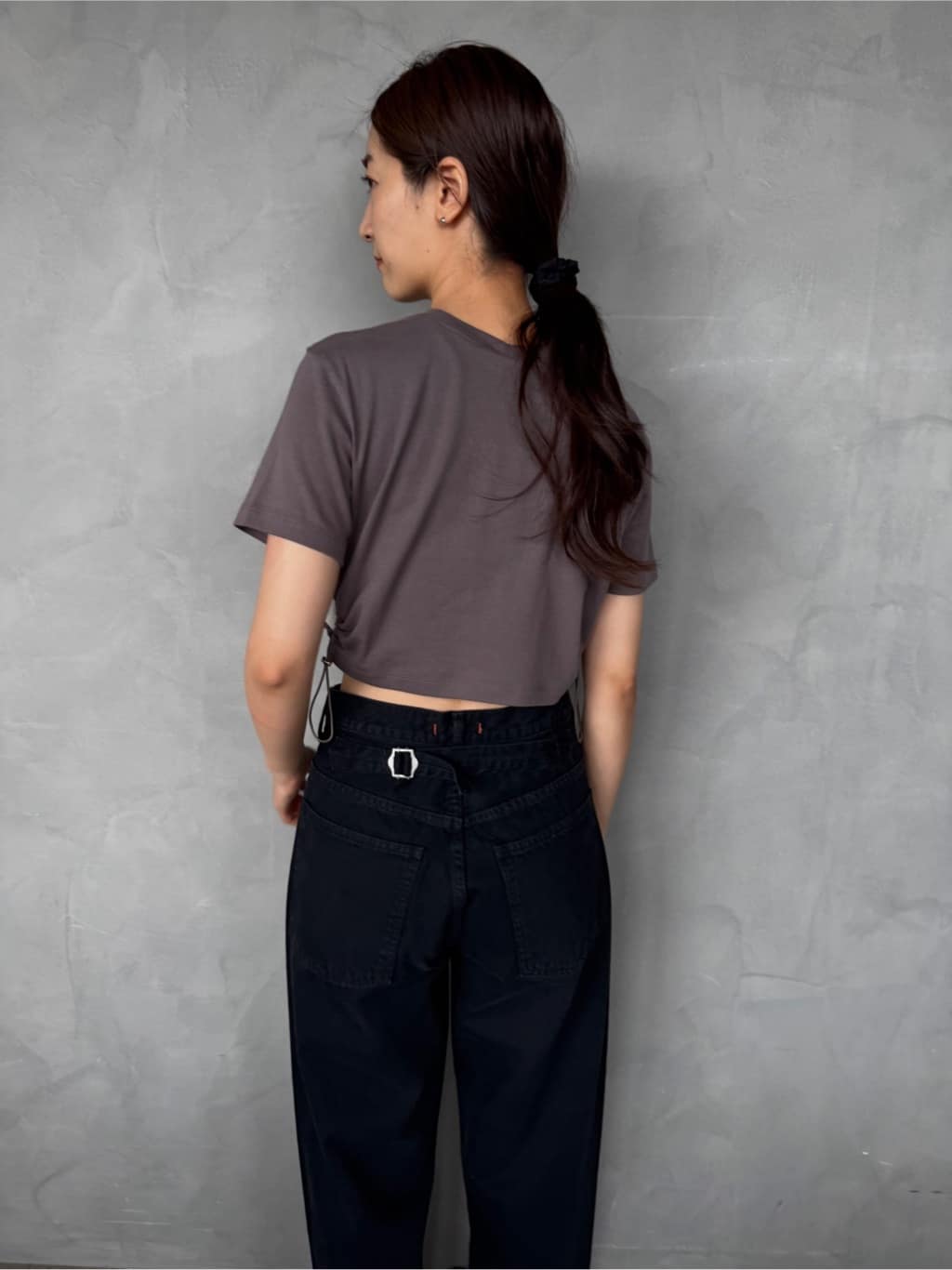 uchi__yamaさんの「CODE A｜drawstring crop tee」を使ったコーディネート