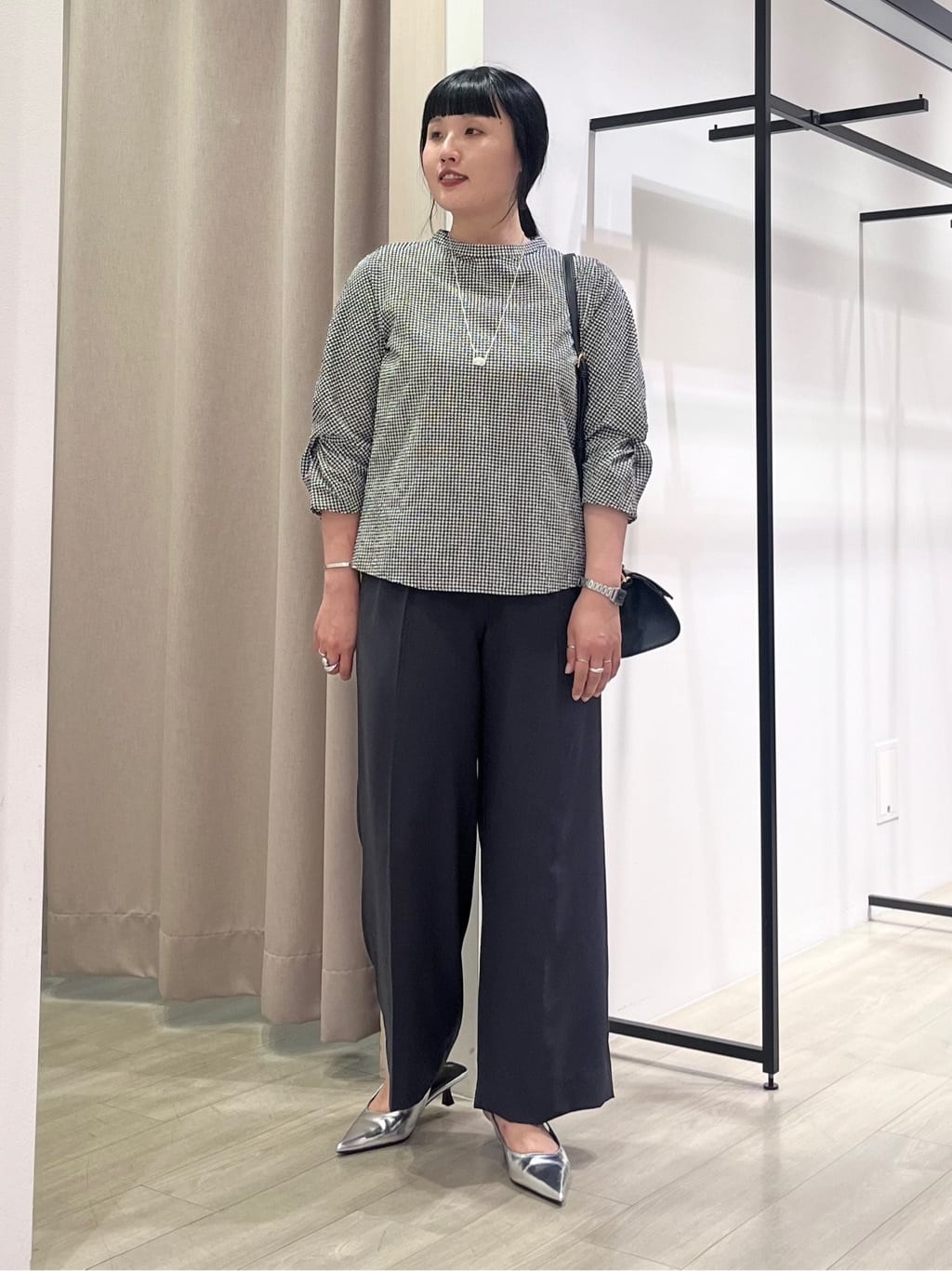 hasuさんの「INDIVI｜【UVケア／吸汗速乾】スリーブデザインブラウス」を使ったコーディネート