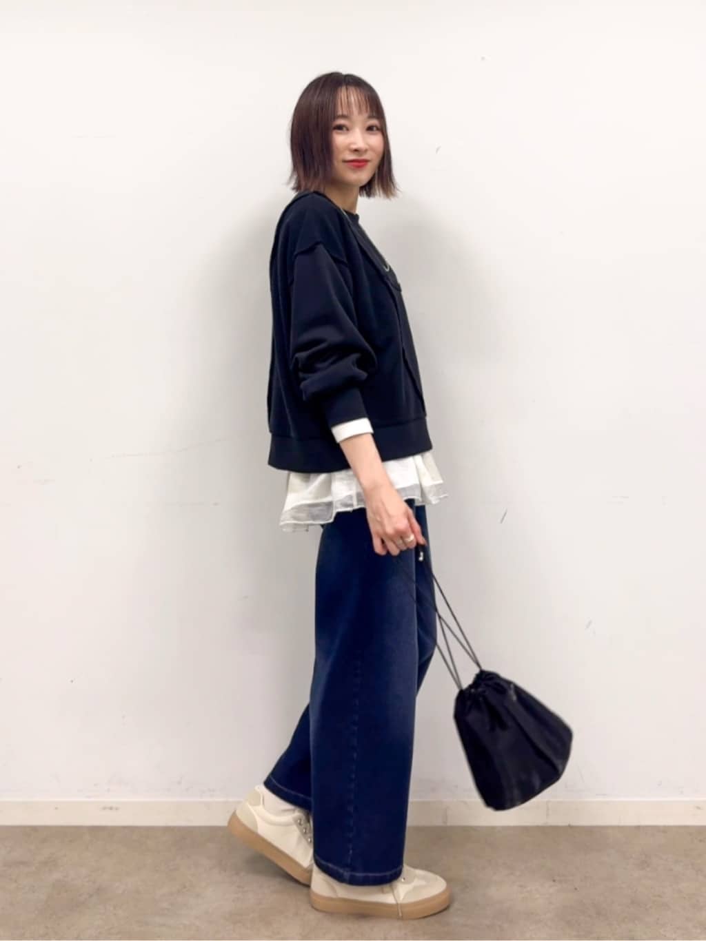 𝐜𝐡𝐢𝐤𝐚さんの「SHOO･LA･RUE｜裾フリルレイヤードトップス」を使ったコーディネート
