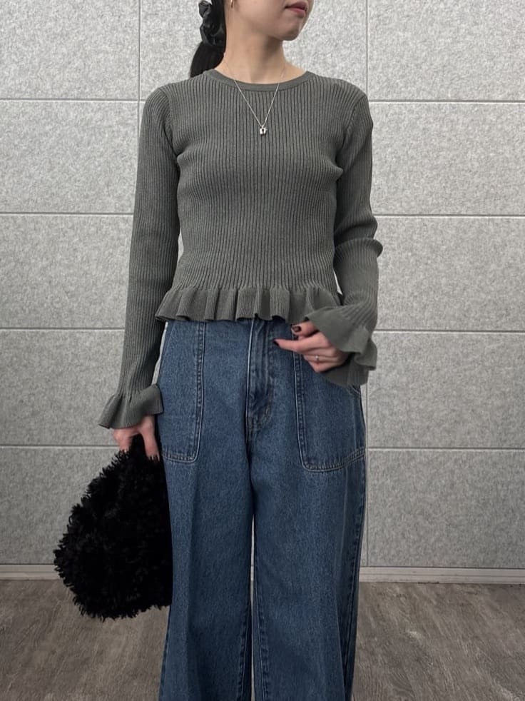 ひなさんの「INDIVI｜ロールアップデニム」を使ったコーディネート