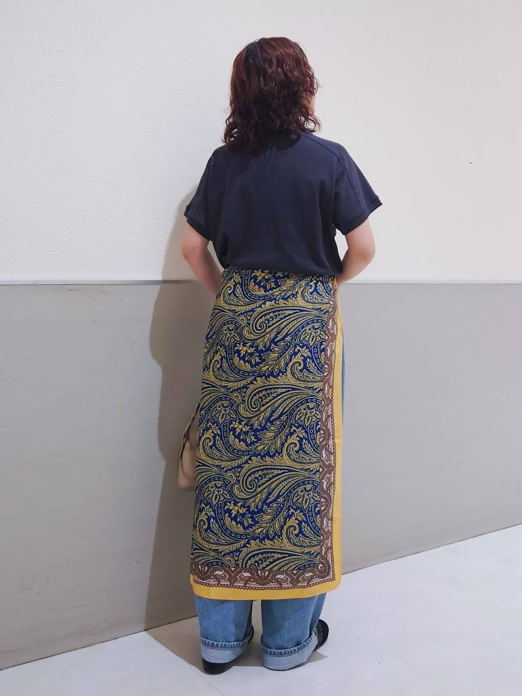 maruさんの「THE SHOP TK｜【汗染み防止】ラグランスリーブTシャツ【洗濯機OK/UVケア】」を使ったコーディネート