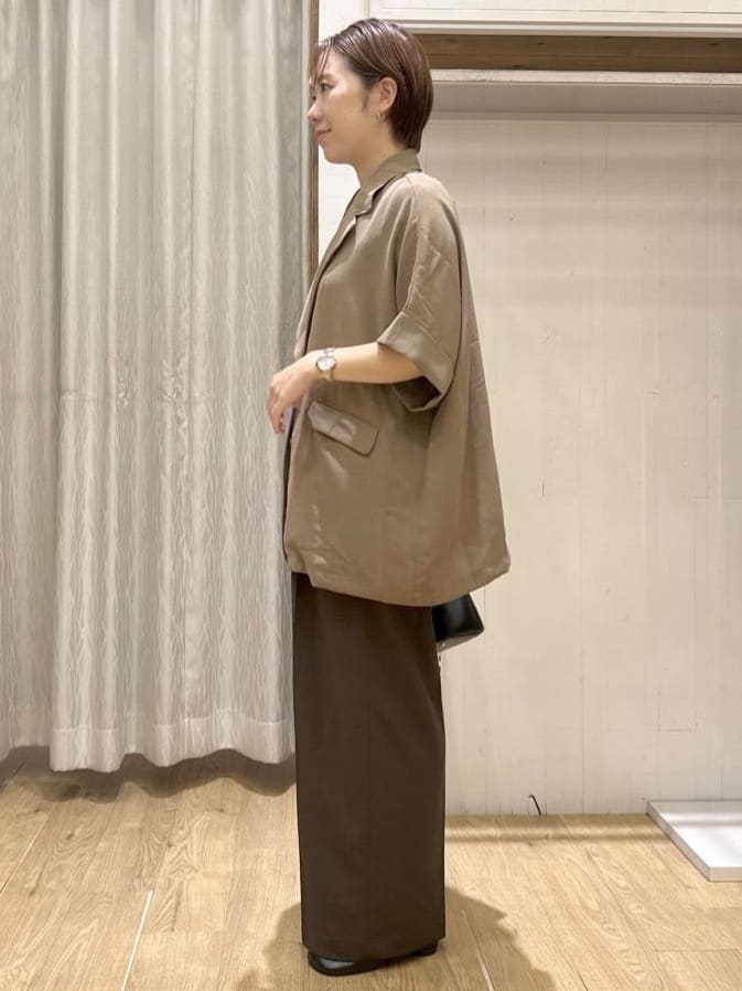 ga_riさんの「THE SHOP TK｜ドルマン半袖ジャケット【洗える】」を使ったコーディネート