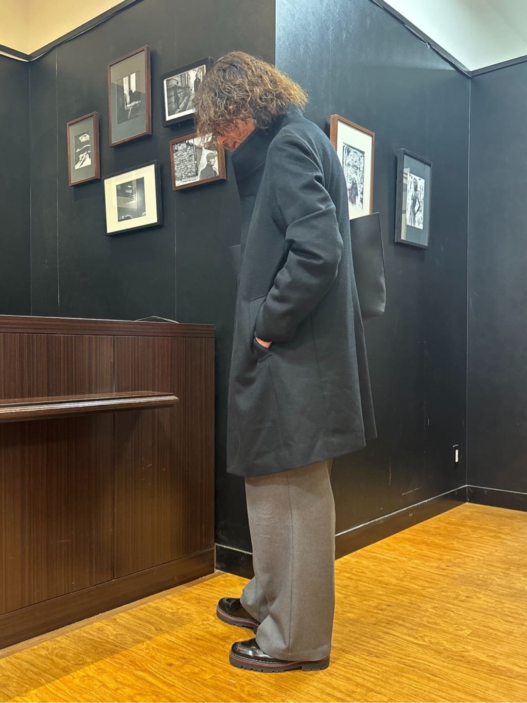 おーのさんの「TAKEO KIKUCHI｜【ウールカシミヤブレンド】ビーバー調 スタンドカラー コート」を使ったコーディネート