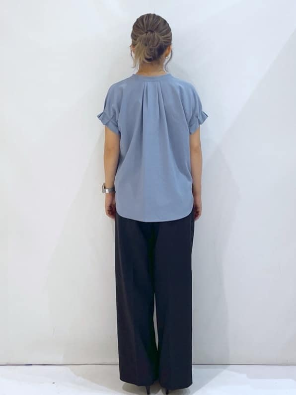 manaさんの「OPAQUE.CLIP｜《7色展開／XS-LLサイズ》タックスリーブスキッパーブラウス【洗濯機洗い可／吸水速乾／抗ピル／防シ」を使ったコーディネート