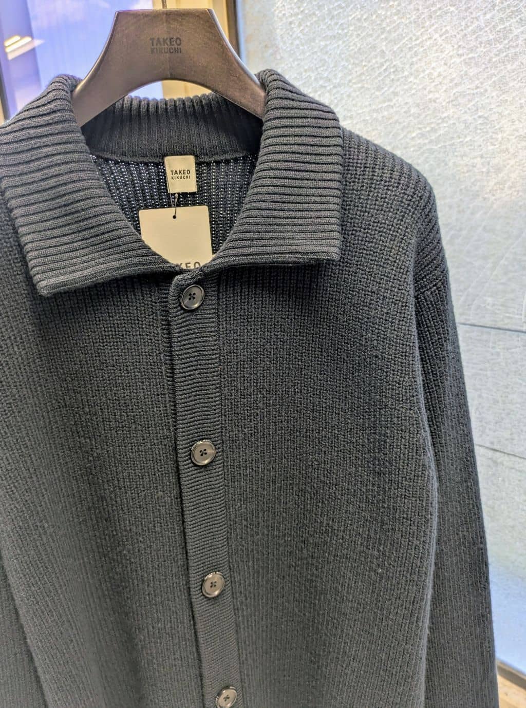 ryoさんの「TAKEO KIKUCHI｜ウール混 モックネック プルオーバー」を使ったコーディネート