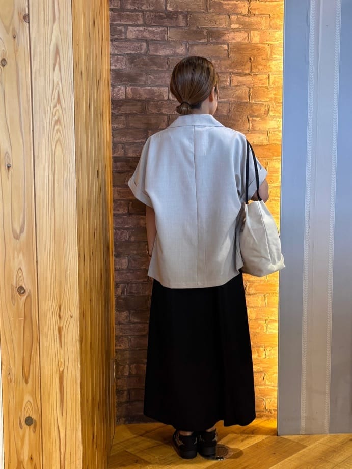 mieさんの「SHOO･LA･RUE｜【S-LL】さらりと着たい大人のための 麻調半袖ジャケット」を使ったコーディネート