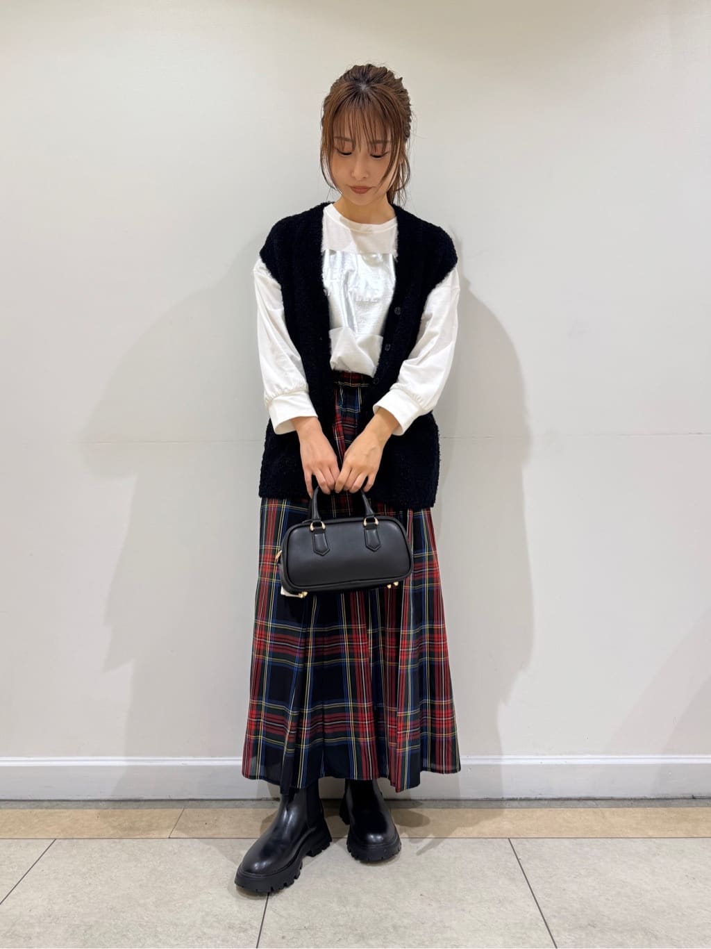 haruさんの「Dessin｜【洗える】箔プリントロングTシャツ」を使ったコーディネート
